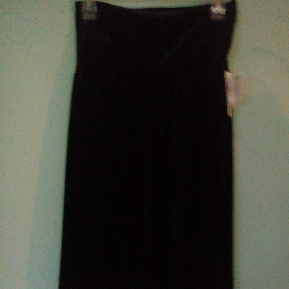 Sweet Lily Gaucho Capri Pants  Sz M Dark Blue